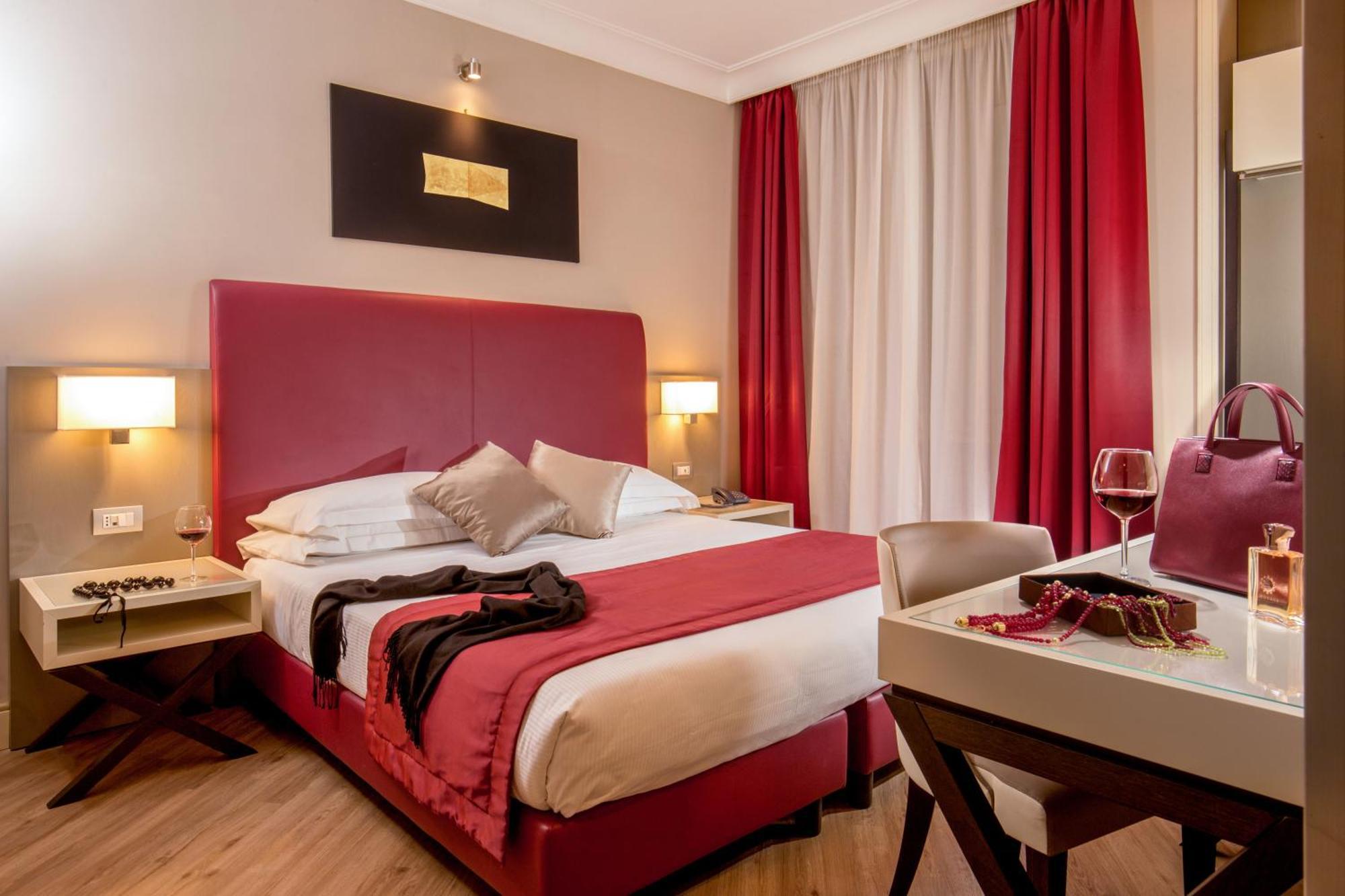 Ludovisi Palace Hotel — Fotos 3
